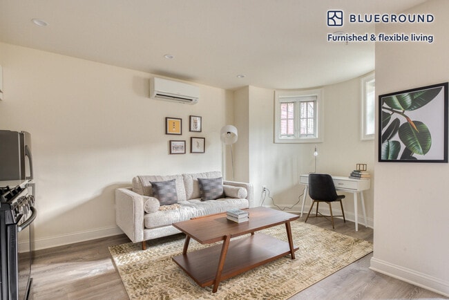 Building Photo - 1701 21st St NW Rental