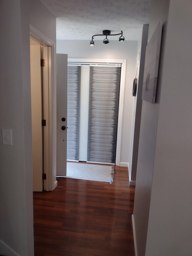 16 Dorset Ct