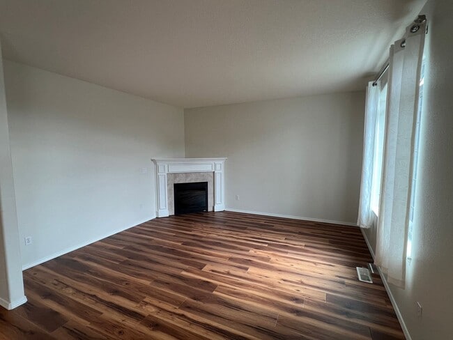 Photo - 5447 N St