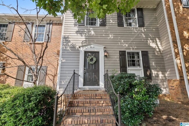 Building Photo - 1227 33rd St S Unit B