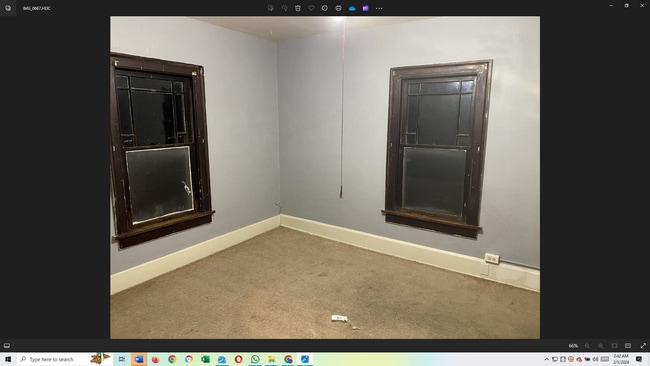 Photo - 425 W 4th St