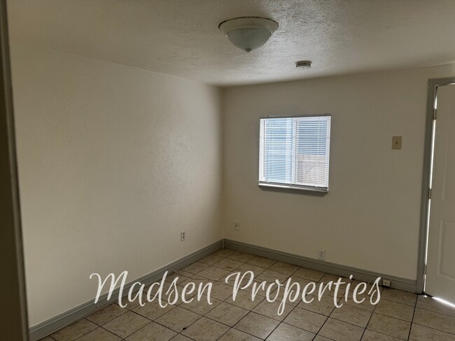 Photo - 1927 Idora St