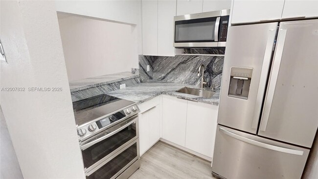 Photo - 1441 Lincoln Rd Unit 309