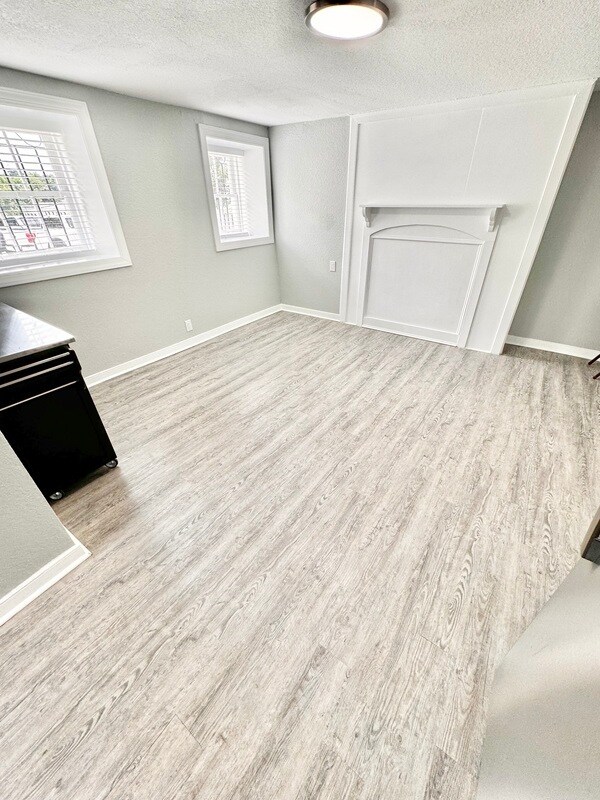 Photo - 29 S Jefferson St Unit A