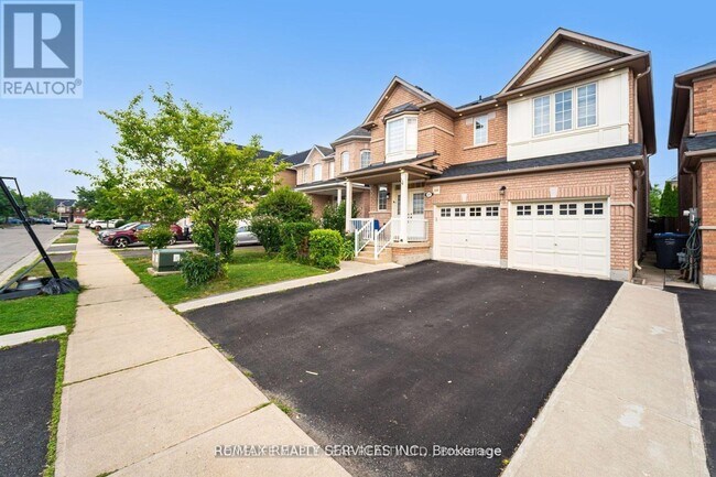 Photo - 27 Hardgate Crescent