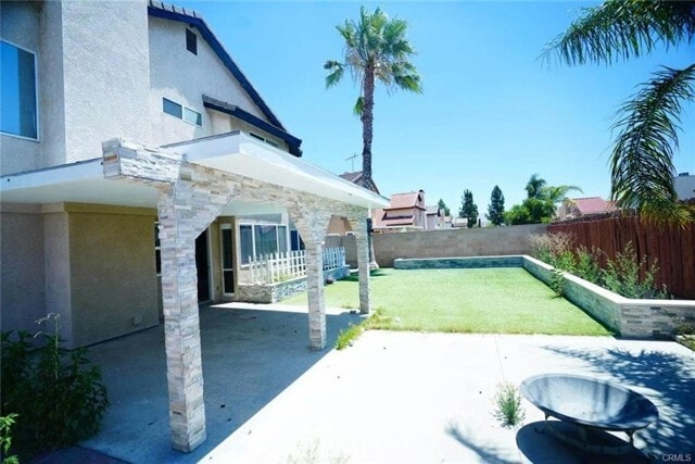 Photo - 17233 Cerritos St