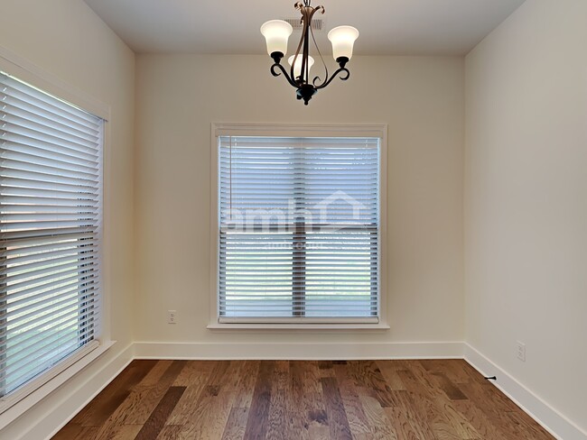 Photo - 160 Shady Ln Cove