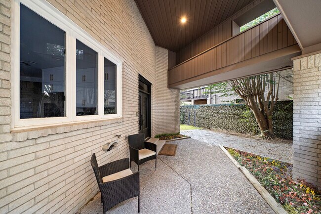 Photo - 2524 Nantucket Dr