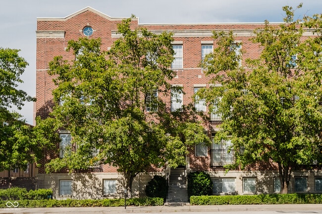 Photo - 420 E Ohio St Unit A