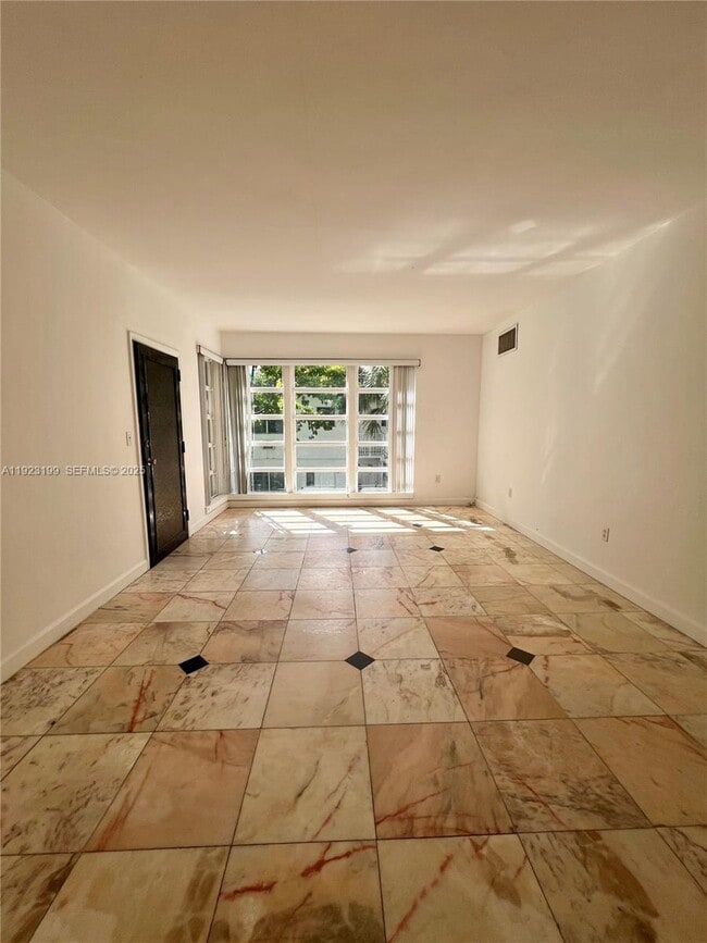 Photo - 9350 E Bay Harbor Dr Unit 6