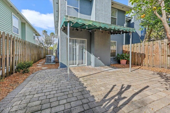 Photo - 361 Sherry Dr