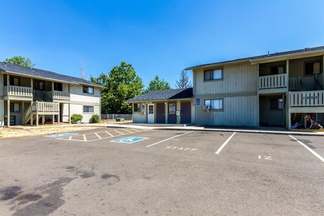 Photo - 1051 E Central Ave