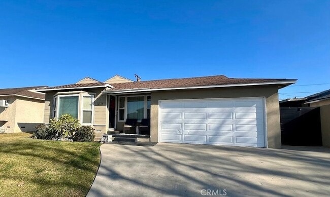 Photo - 4318 Conquista Ave