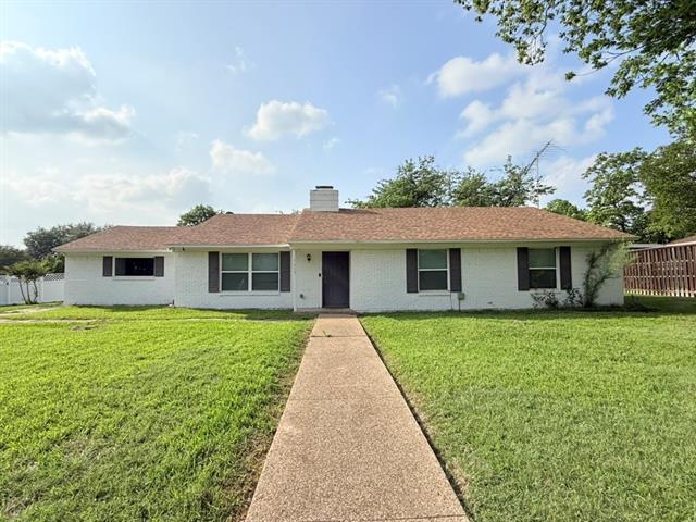 Building Photo - 1617 Dakota Dr