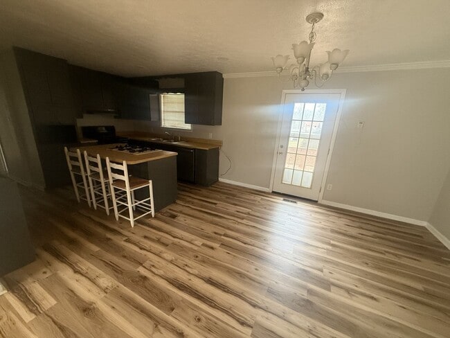 Photo - Rainbow City Rental