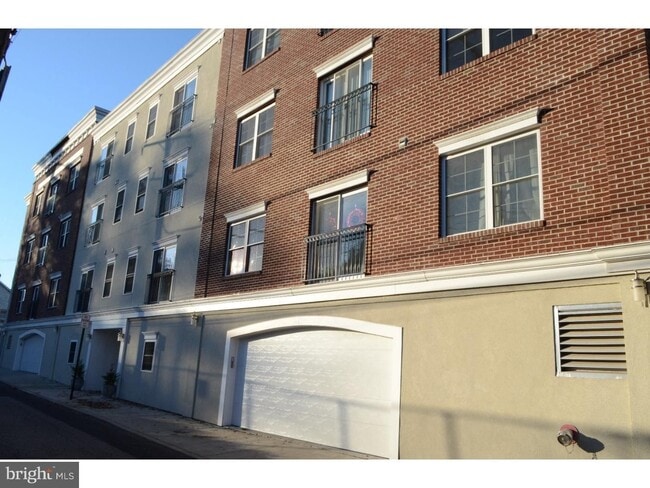 Building Photo - Pristine 1-Bedroom Apartment with Garage Parking in the Heart of Downtown Phoenixville – Availabl...