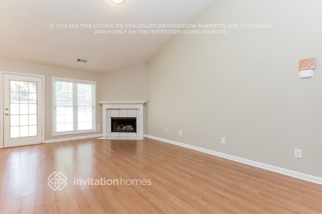 Photo - 2825 Maple Vista Ln SW