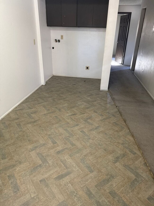 Photo - cente Unit 674