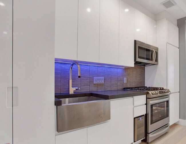 Photo - 195 Stanton St Unit 6G