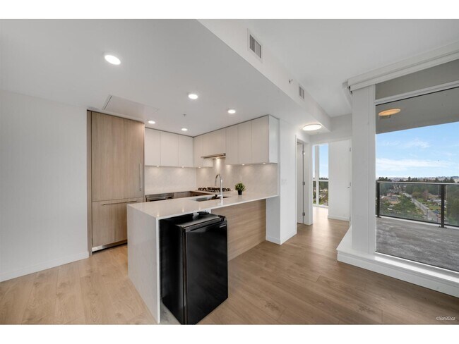 Photo - 10333-10133 133 St Unité 1507