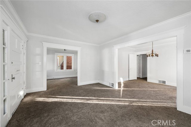 Photo - 243 N Grand St