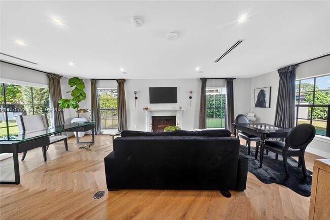 Photo - 4312 NE 22nd Ave