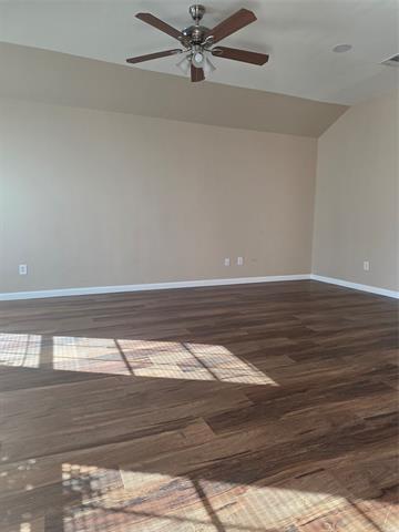 Photo - 1432 Baylee St