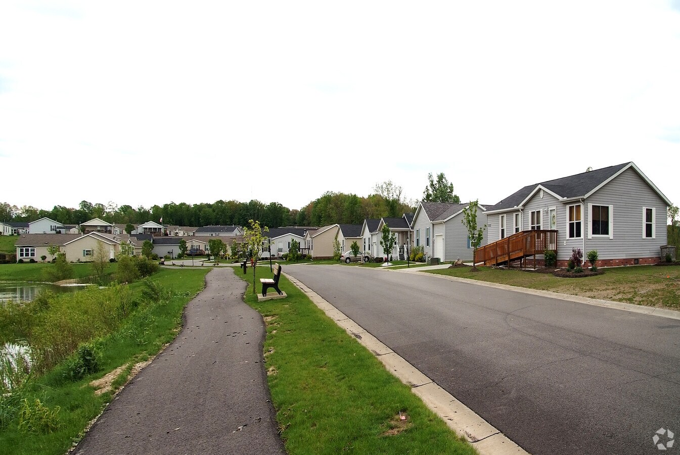 Photo - Lakeside Terrace
