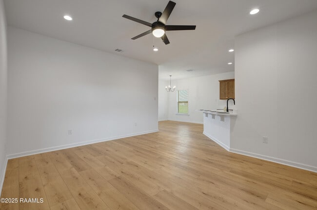 209 Tatum Ln