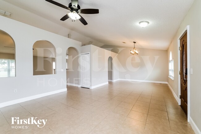 Photo - 129 Aurora Ln