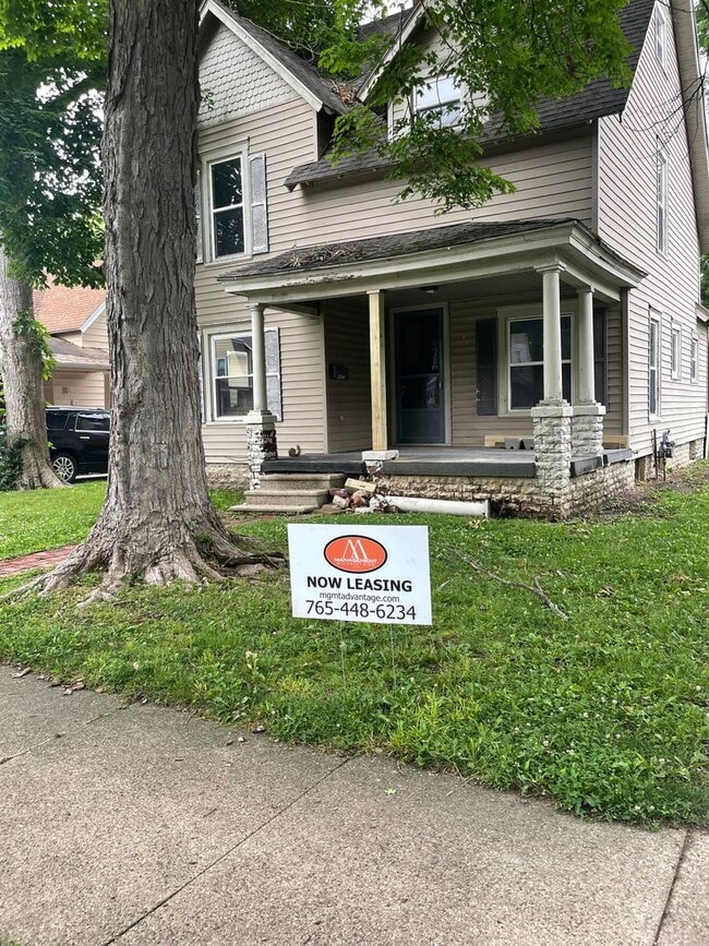 912 W Pike-SSCI - 912 W Pike-SSCI Unidad 912 W. Pike Apt B.