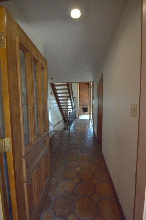 4603 Twin Valley Cir