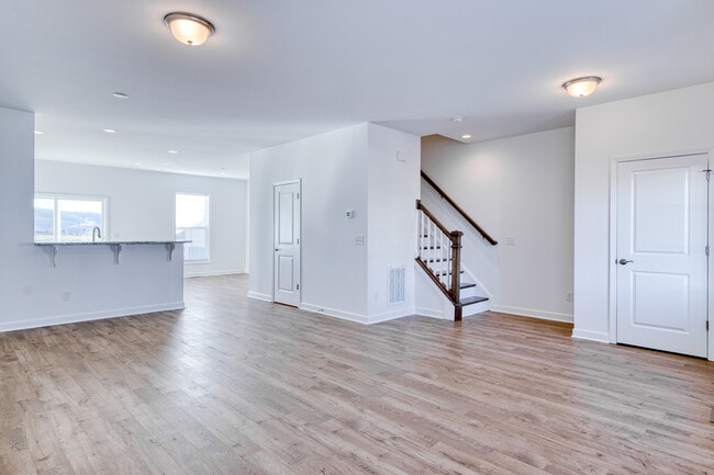 Photo - 223 Addison Ct