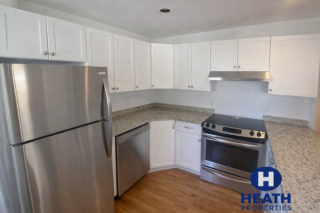 9/1 No Fee! 2BR in South End/Northeastern/Wentworth area - 9/1 No Fee! 2BR in South End/Northeastern/Wentworth area