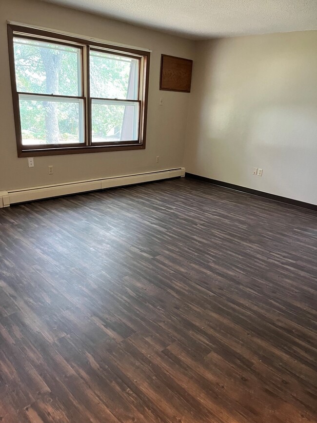 Photo - 5th Street Apartments