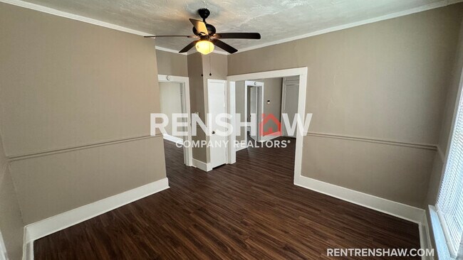 Photo - 3644 Faxon Ave