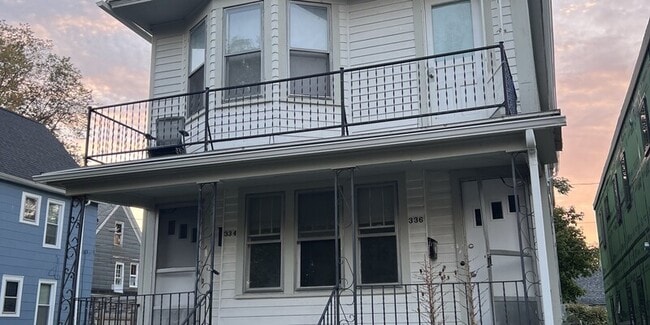 334/336 Parkdale Ave. - 334/336 Parkdale Ave. Unidad 1 Rental