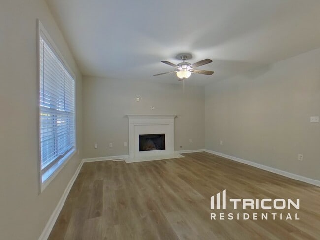 Photo - 150 Whetstone Way