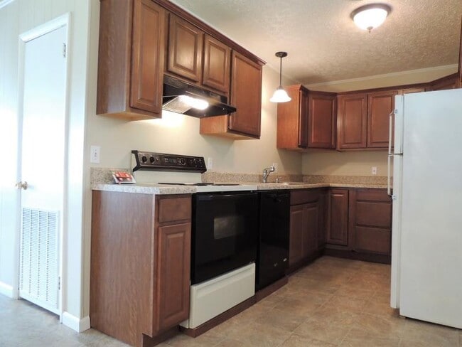 Photo - 103 York Dr