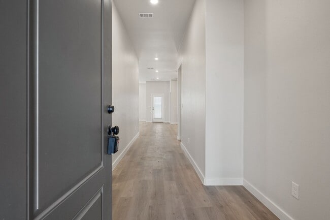 Photo - Pre leasing for July: 4-Bedrooms, 2-Bathroom