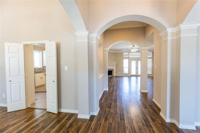 Photo - 3015 Oak Dr