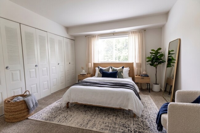 Arbor Lane A201 Bedroom