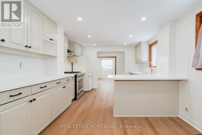 Photo - 87 Ashbourne Dr