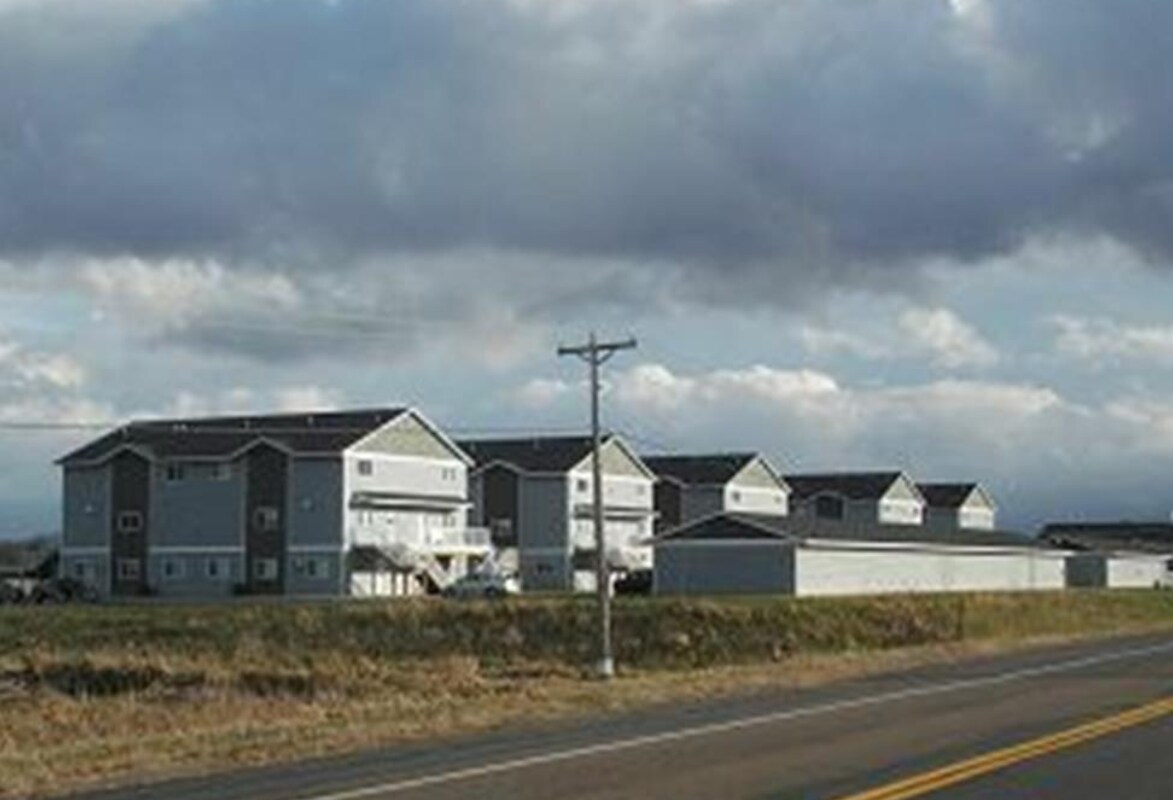 Cornerstone Apartments and Townhomes - Cornerstone Apartments and Townhomes