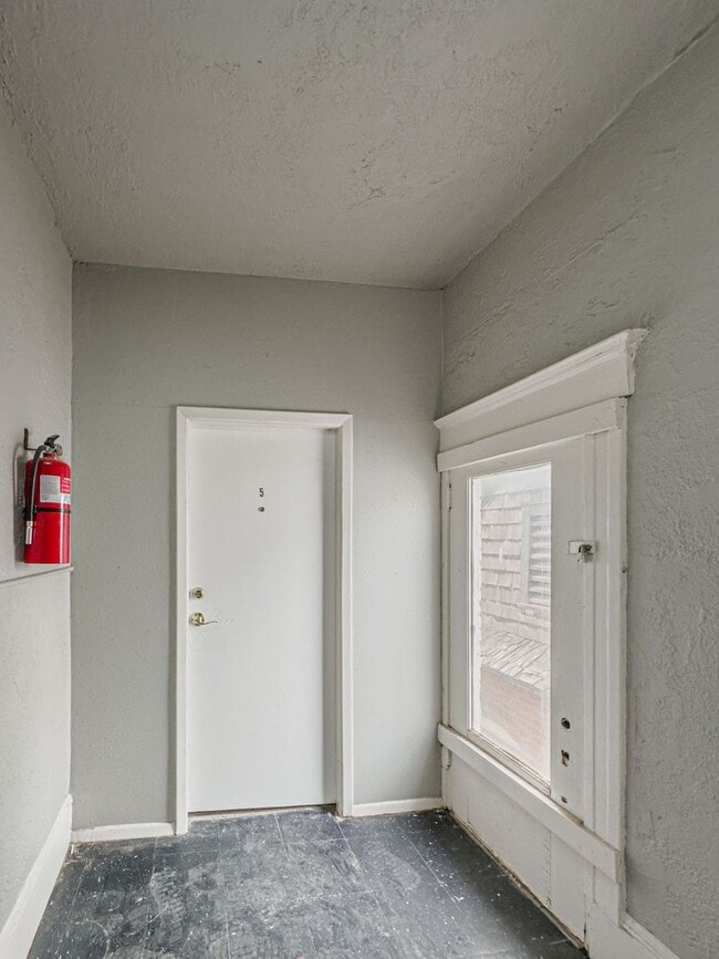 Photo - 809 N Virginia St Unit 5