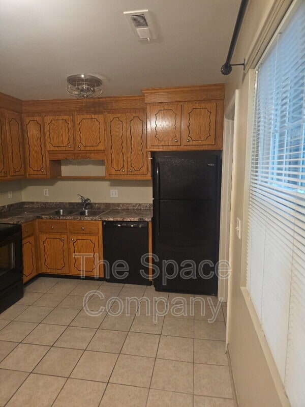 262 Fleming Rd