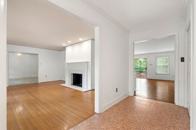 Photo - 7001 W Markham St