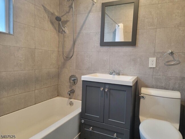 Photo - 24 E Price St