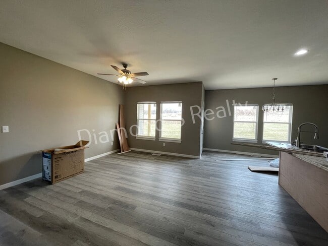 Photo - 4 Bedroom Home Available Early February - Great Neighborhood & Ozark Schools!