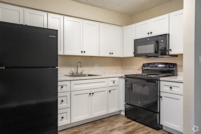 Interior Photo - CasaDova